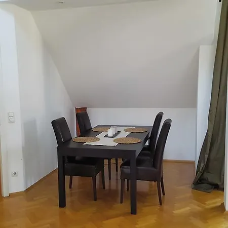 Aldringenstrasse Apartmán